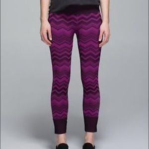 Lululemon ebb to street size 6