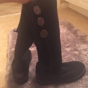ugg knitted boots size 7 gently loved :)