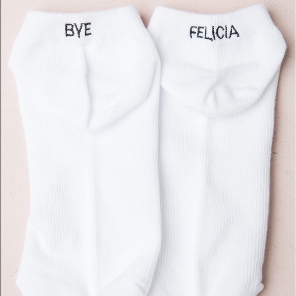 $5 OFF AND FREE SHIPPING