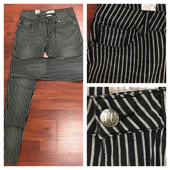 Free Culture striped fitted jeans blue/white
