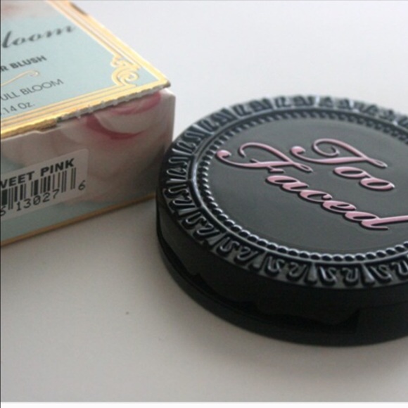 Too Faced Other - NEW Too Faced Full Bloom Blush