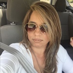 Meet your Posher, Sally