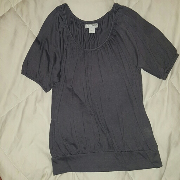 Two blouses - Picture 3 of 4