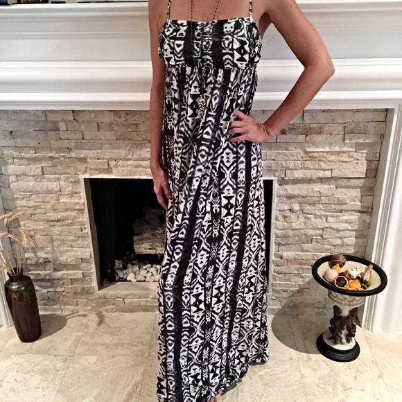 Stunning grays and black maxi dress! DELETING - Picture 2 of 4