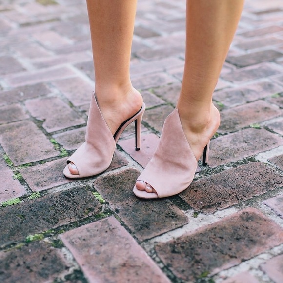 Kendall & Kylie Shoes - SOLD Kendall + Kylie Suede Essie Mules