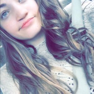 Meet your Posher, Ana