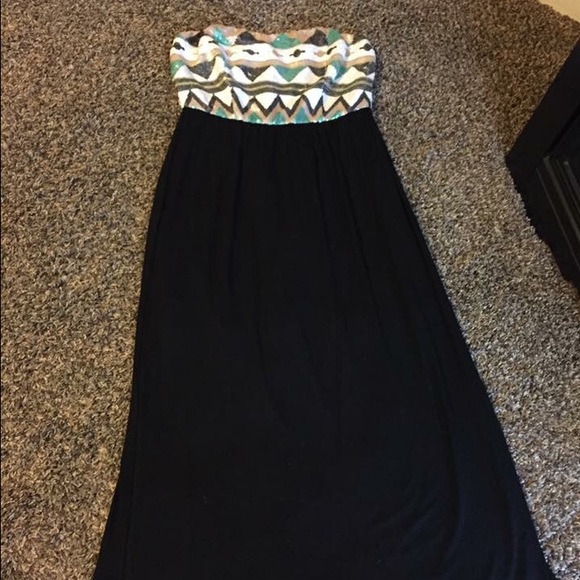 Maxi aztec dress