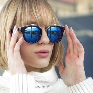 Blue mirror sunglasses 💙✨
