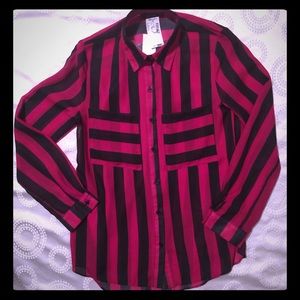 Red/Blk. Striped Button Sheer Shirt sz. M