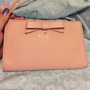 nWOT Kate spade pink wristlet