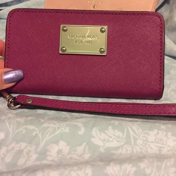 MICHAEL Michael Kors Handbags - Beautiful Michael kors wallet phone case