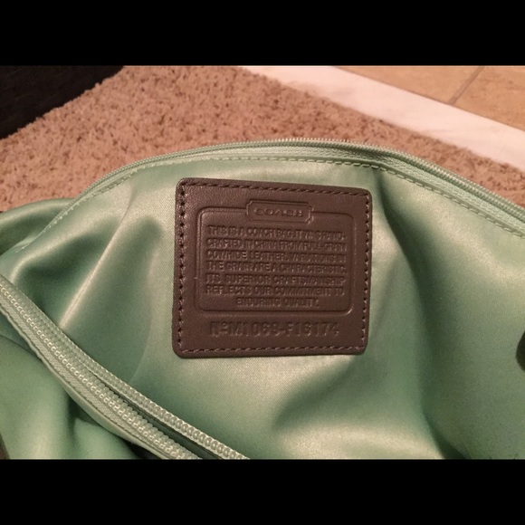 Authentic Coach - Picture 2 of 4