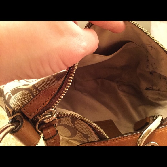 Authentic Coach - Picture 4 of 4