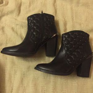 ShoeDazzle Quilted Booties