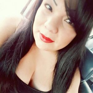 Meet your Posher, Angie