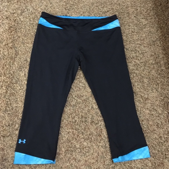 Under Armour fitted cropped sport pant