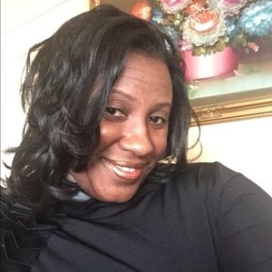 Meet your Posher, Tonya