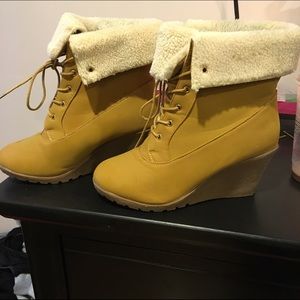Wedge Timberland Inspired Shoe