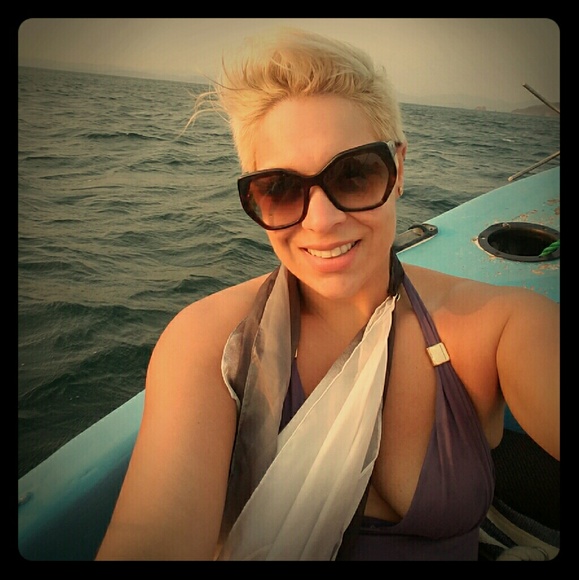 Meet your Posher, Nathaly