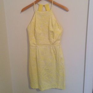 Stunning yellow cocktail dress 🔥