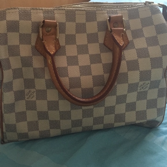 Louis Vuitton Damier speedy 25