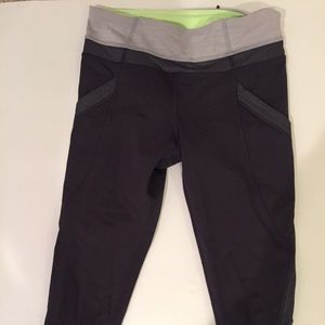 Lululemon Chase me crop