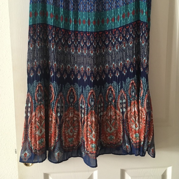 Cute Pleated Swing Dress - Picture 2 of 3