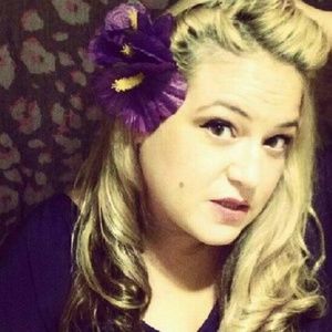 Meet your Posher, Candy