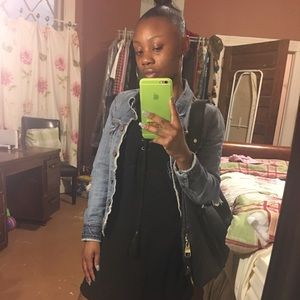 Meet your Posher, Elisha