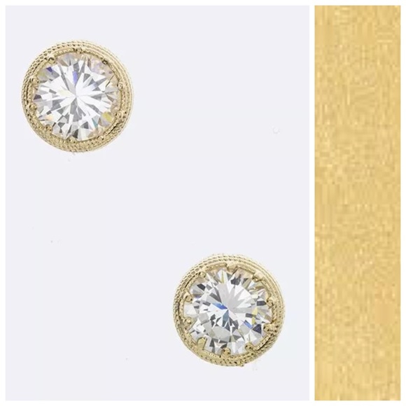 Clear Bezel Austrian Crystal Earrings - Picture 3 of 6