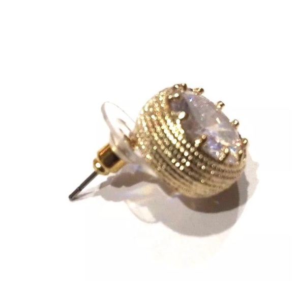 Clear Bezel Austrian Crystal Earrings - Picture 4 of 6