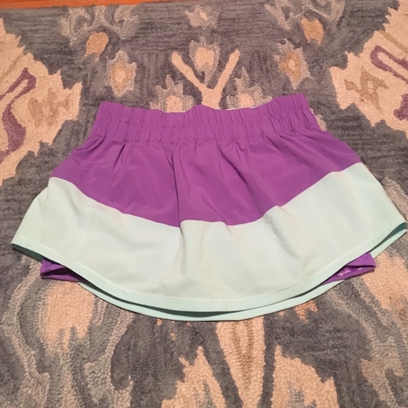 Lulu lemon skort