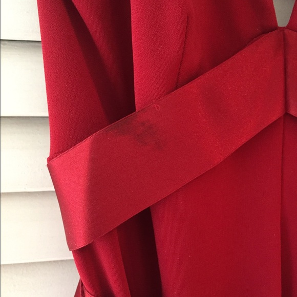 BCBG red gown - ball, prom - Picture 2 of 4