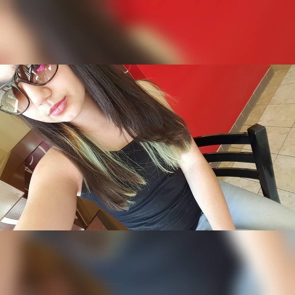 Meet your Posher, Cassie