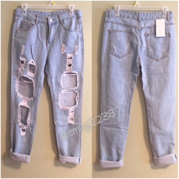 LAST!! Distressed Boyfriend Jeans CLEARANCE - Picture 3 of 3