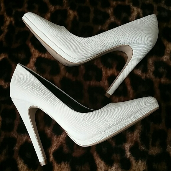 BRAND NEW White Heels