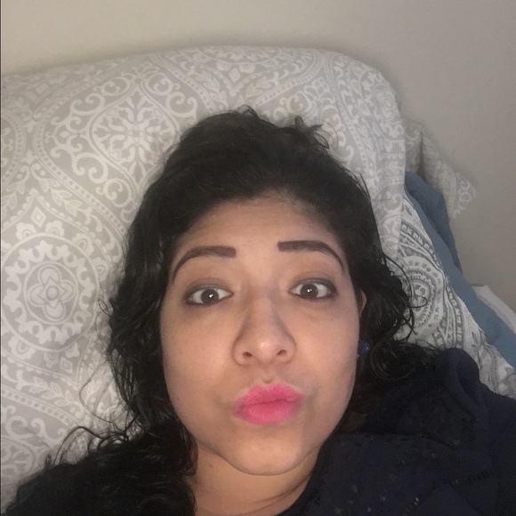 Meet your Posher, Maye - Picture 1 of 1