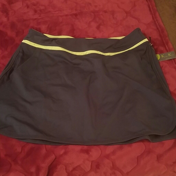 Workout skort, gray and lime green