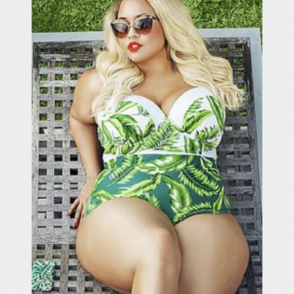 ISO plus sized bathing suit