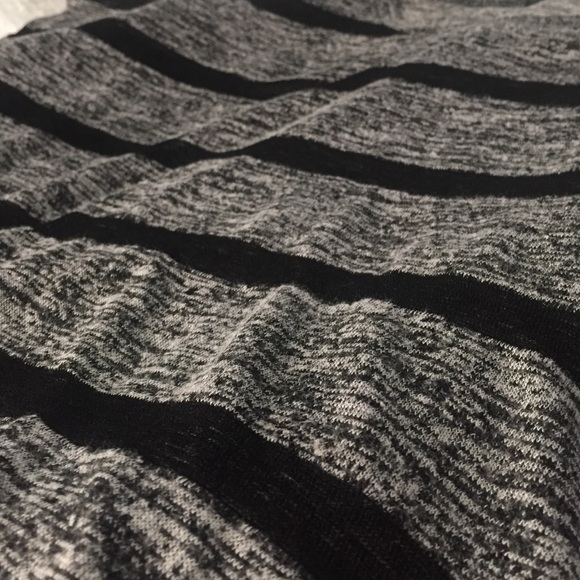 Striped top - Picture 2 of 4