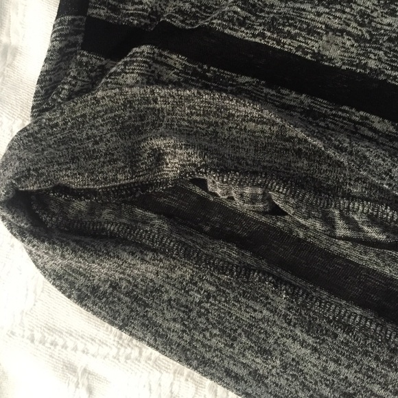 Striped top - Picture 4 of 4