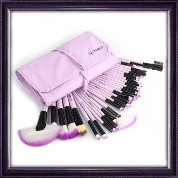 Vander Other - 🎉HOST PICK X 5🎉 Vander 32 Makeup Brush Set + Bag