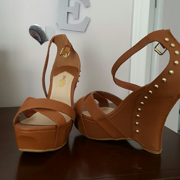 WEDGE SANDLES - Picture 2 of 3
