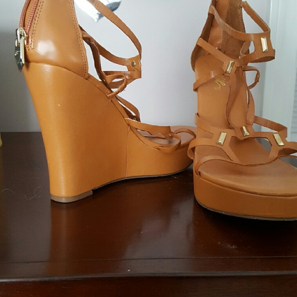 WEDGE SANDLE - Picture 2 of 2