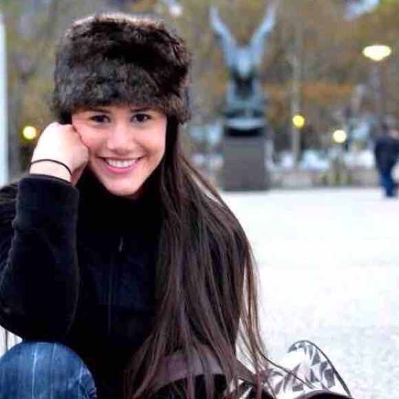Meet your Posher, Paulina - Picture 1 of 1