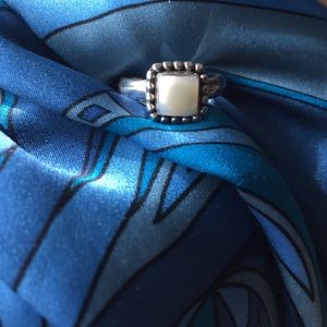 Slipada sterling silver ring