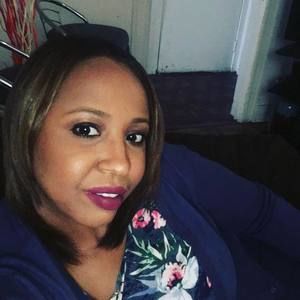 Meet your Posher, Alexandra a.