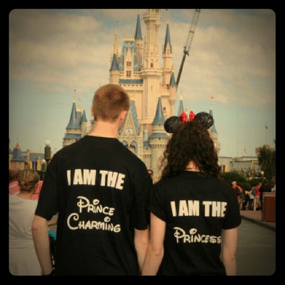 Disney couple set shirts!