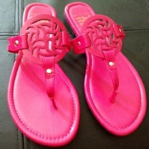 American Eagle Sandals