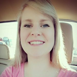 Meet your Posher, Lexie